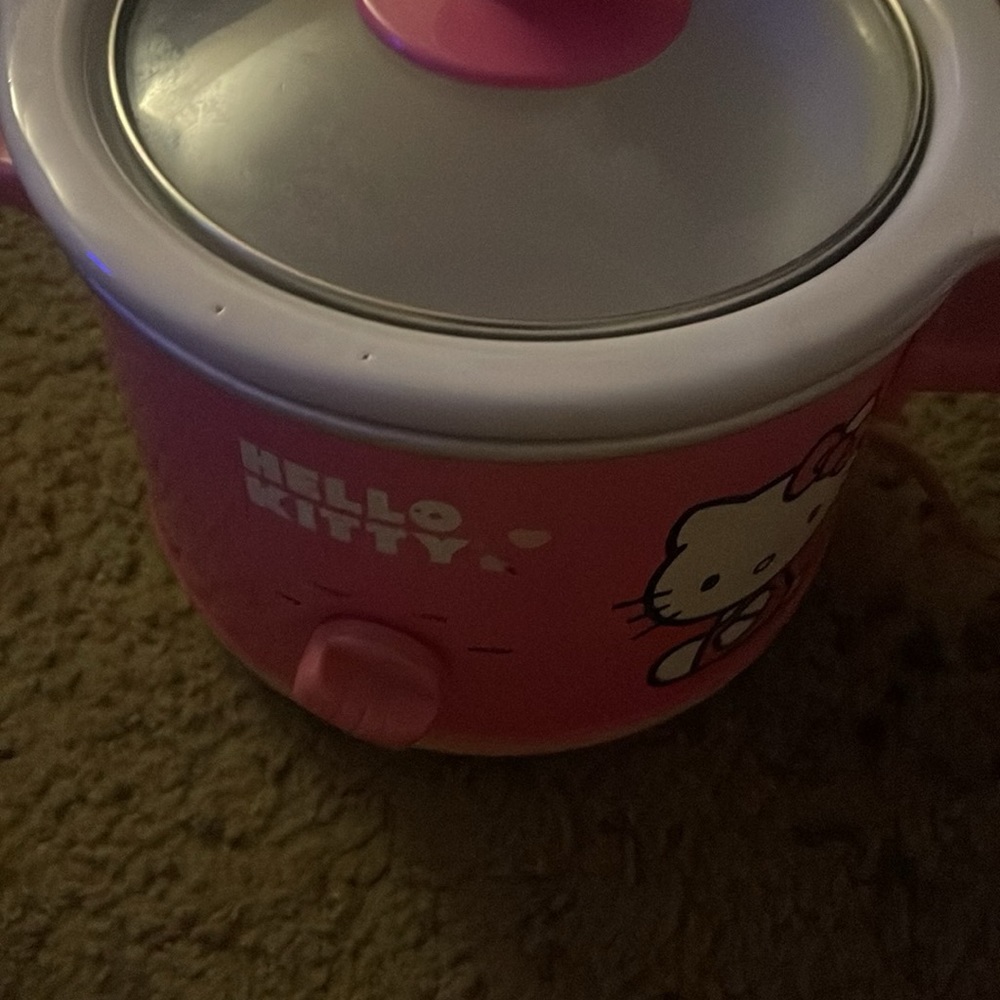 Hello kitty cookware - Picture 3 of 6